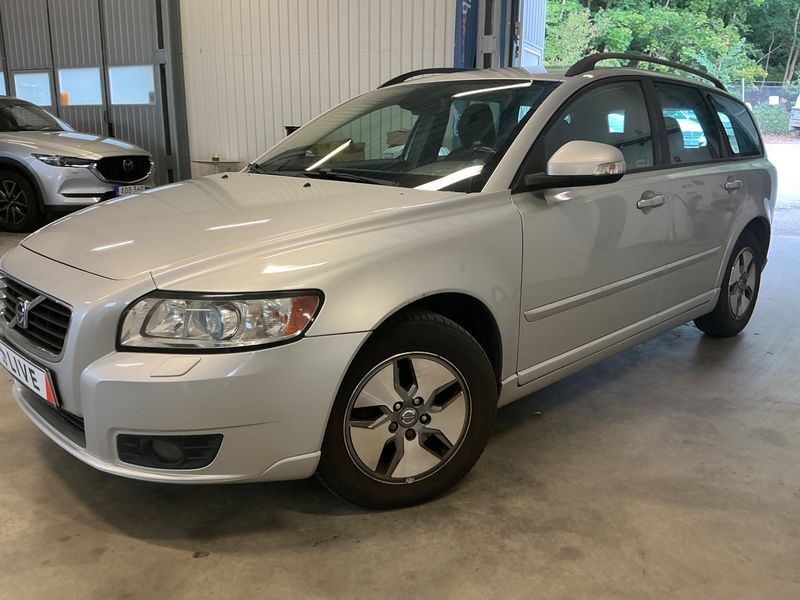 Volvo V50 1.6 D Momentum — 1/15
