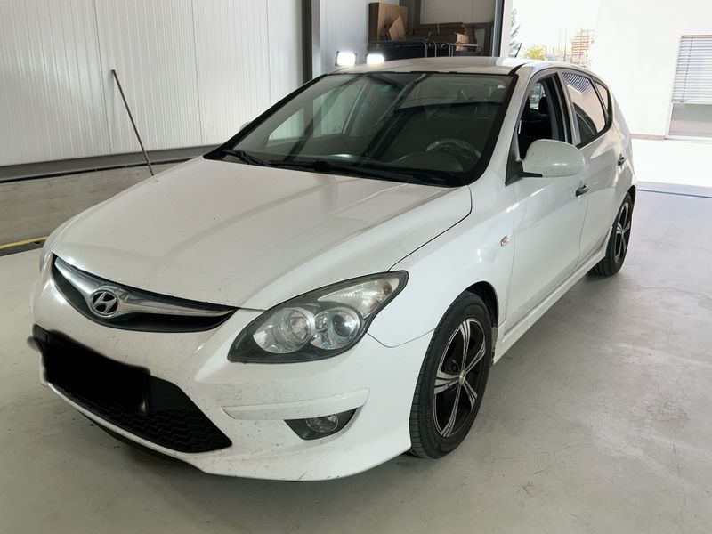 Hyundai i30 1.4 Europe+ — 1/85