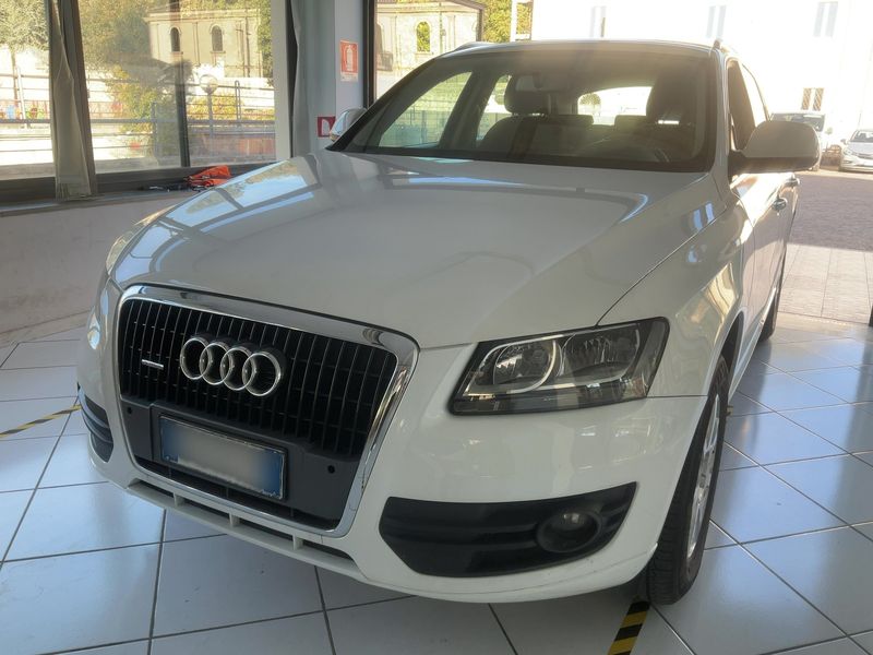 Audi Q5 2.0 TDI quattro — 1/30