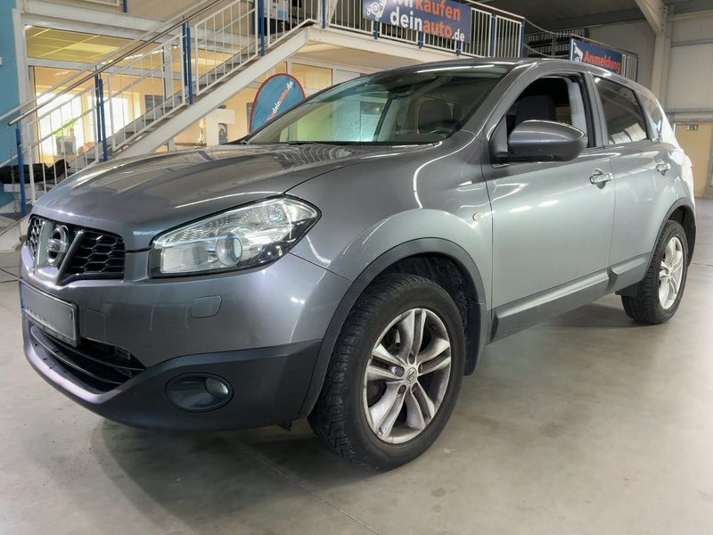 Nissan Qashqai 1.6 dCi Tekna 4x4 — 1/42