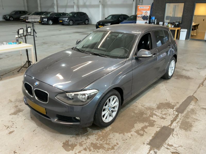 BMW 1er 116i — 1/40