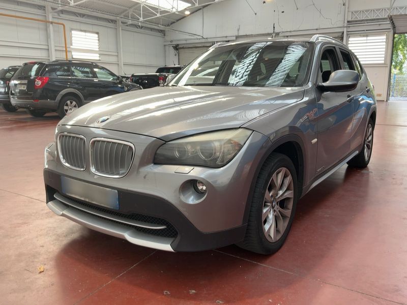 BMW X1 xDrive 20d Luxe — 1/38
