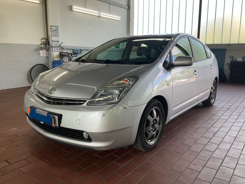 Toyota Prius 1.5 Sol — 1/59