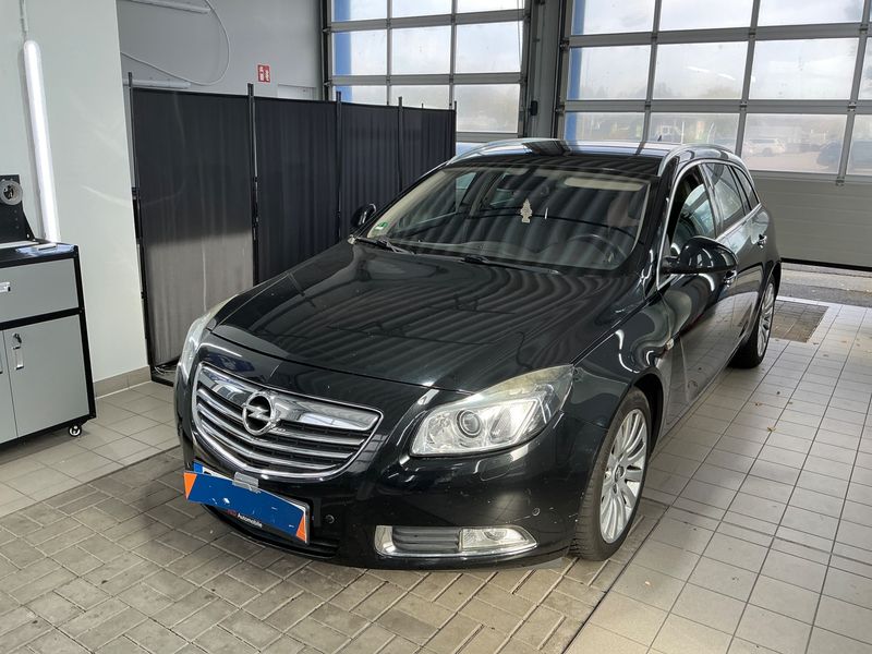 Opel Insignia Sports Tourer 2.0 CDTI Innovation — 1/33