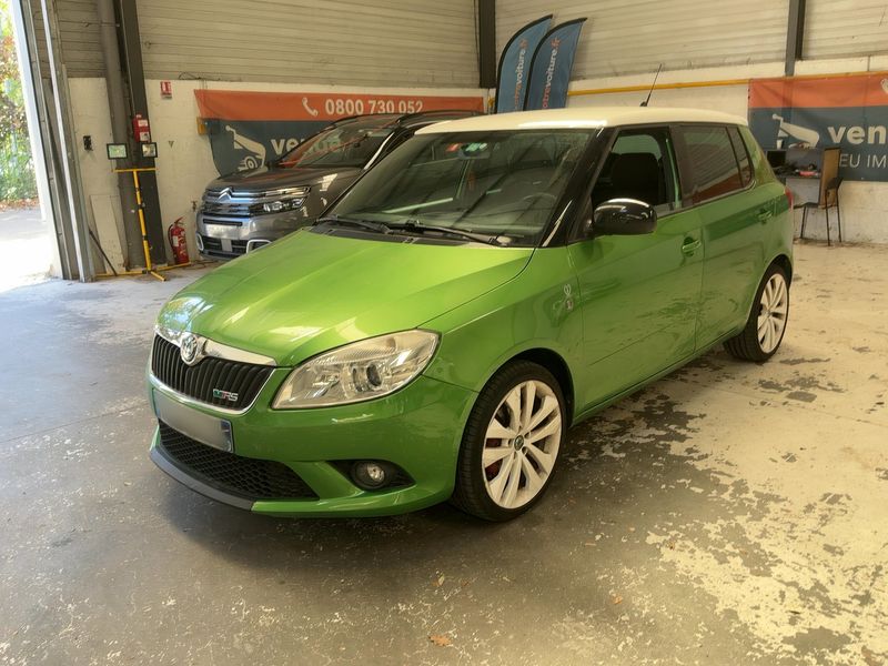 Skoda Fabia 1.4 TSI RS — 1/36