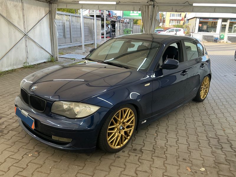BMW 1er 118d — 1/31