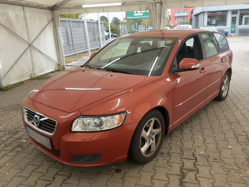 Volvo V50 1.6 D2 Business Edition — 1/30