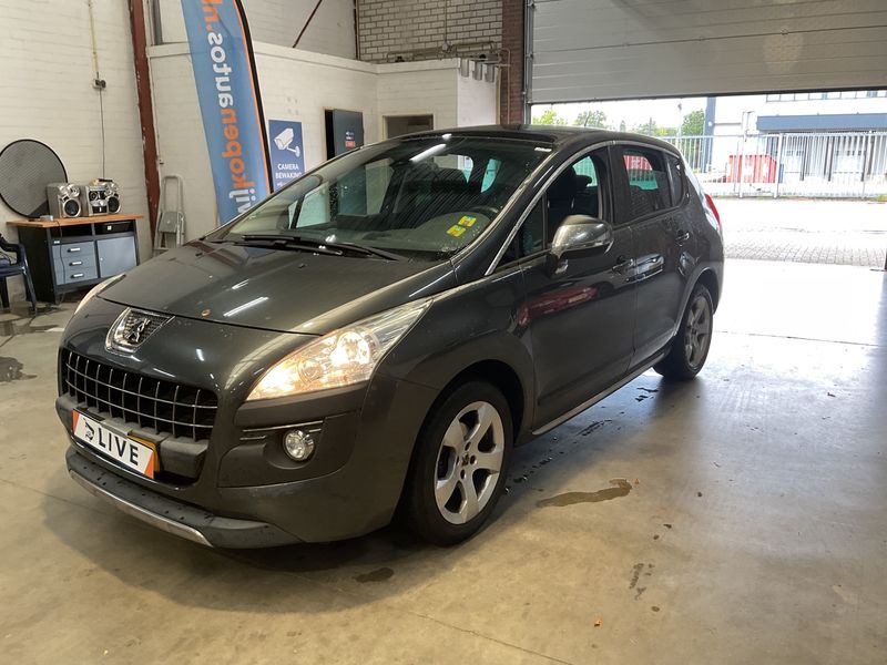 Peugeot 3008 1.6 Active — 1/23