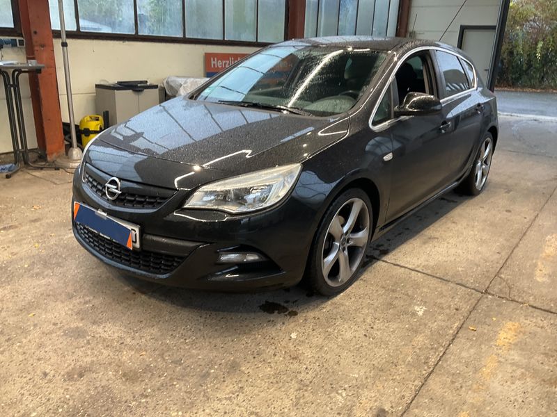 Opel Astra 1.4 Turbo Design Edition — 1/34