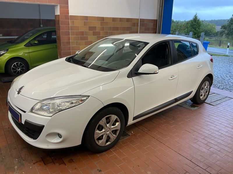 Renault Megane 1.6 Expression — 1/31