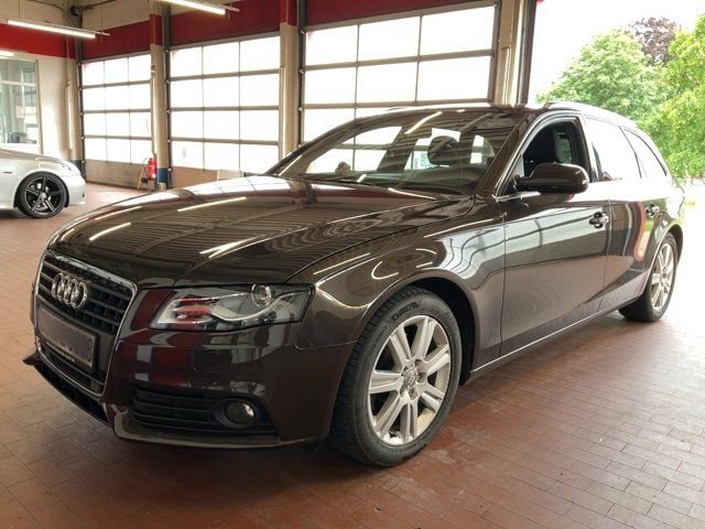 Audi A4 2.0 TDI Ambition — 1/36
