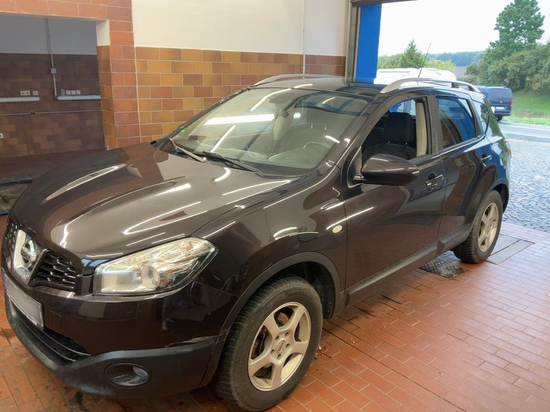Nissan Qashqai 2.0 I-Way — 1/48