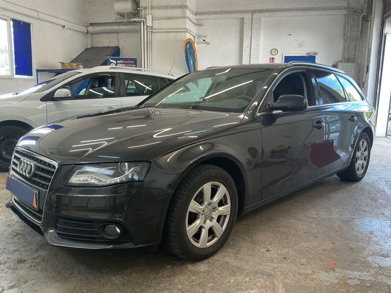 Audi A4 2.0 TDI Ambiente — 1/41