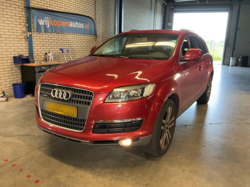 Audi Q7 4.2 V8 FSI quattro — 1/46