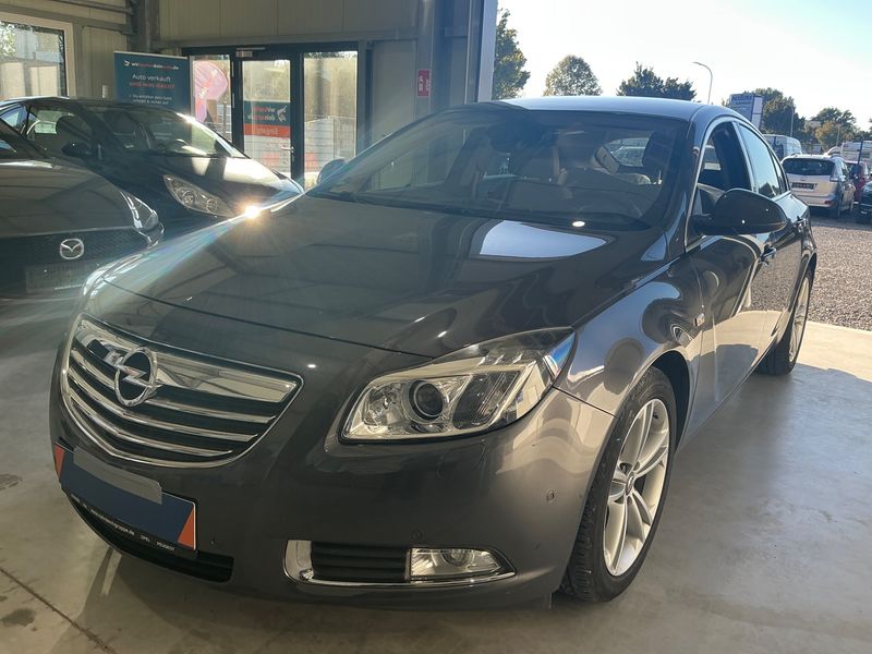 Opel Insignia 1.6 Turbo Cosmo — 1/22