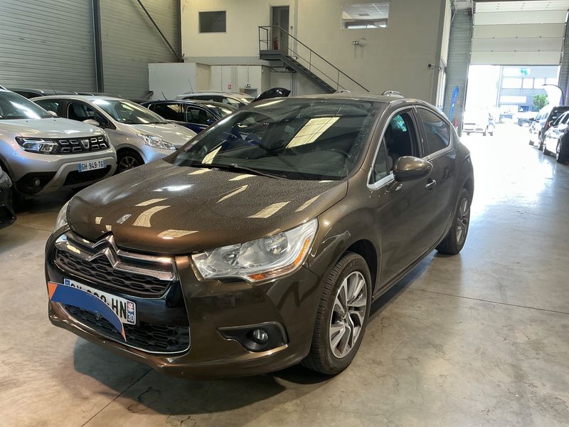 Citroen DS4 1.6 VTi SoChic — 1/30