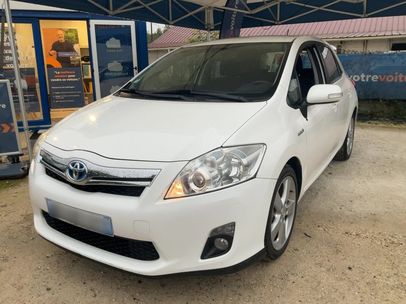 Toyota Auris 1.8 Hybrid Executive — 1/32