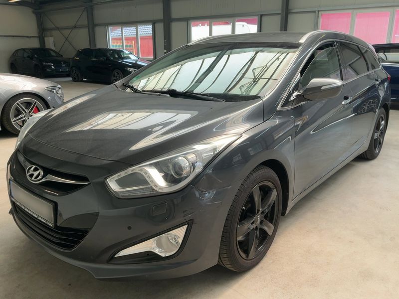 Hyundai i40 1.7 CRDi FIFA World Cup Edition — 1/42