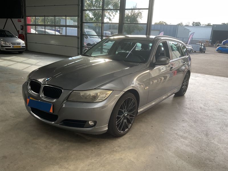 BMW 3er 318d — 1/31