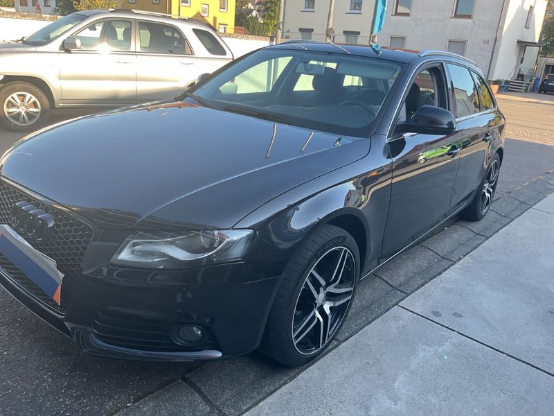Audi A4 1.8 TFSI Attraction — 1/40