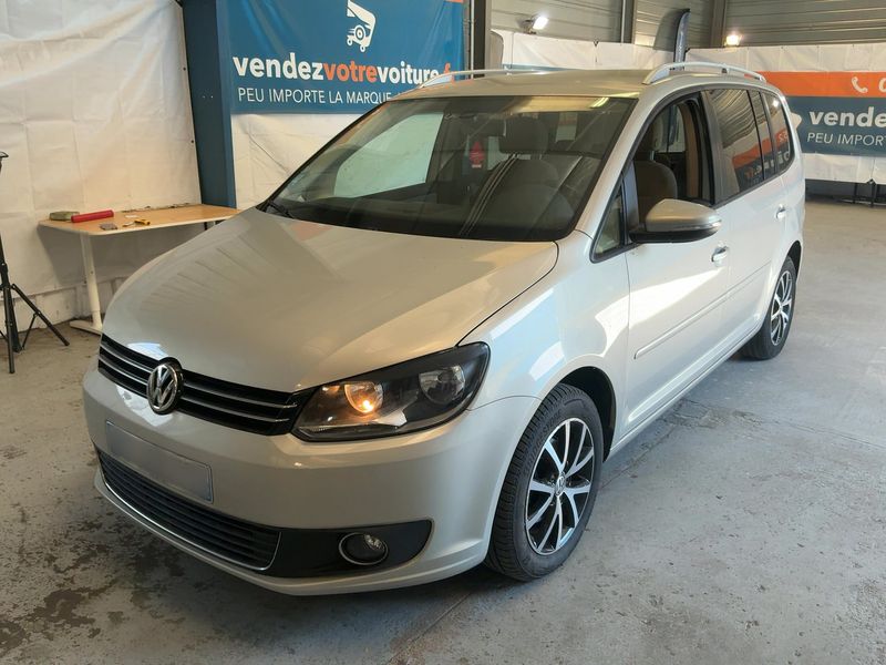 Volkswagen Touran 1.6 TDI Design Edition — 1/33