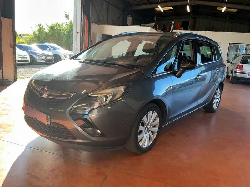 Opel Zafira Tourer 2.0 CDTI Cosmo — 1/16