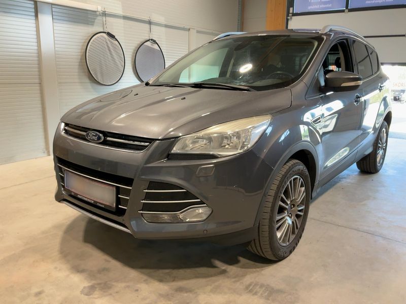 Ford Kuga 2.0 TDCi Titanium — 1/62