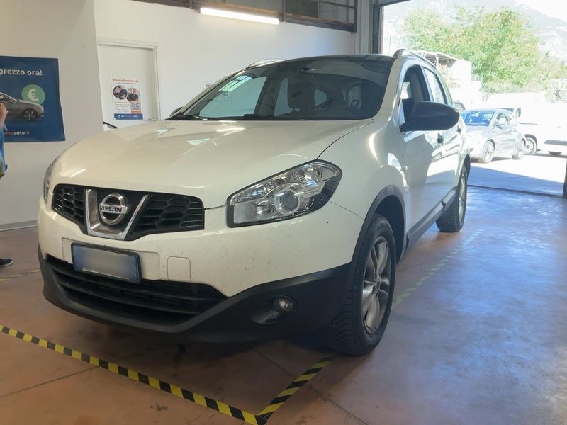 Nissan Qashqai+2 1.6 dCi 360 4x4 — 1/46