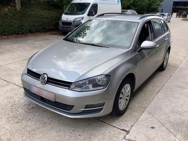 Volkswagen Golf VII 1.6 TDI Trendline BlueMotion Tech