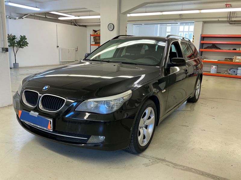 BMW 5er 520d — 1/32