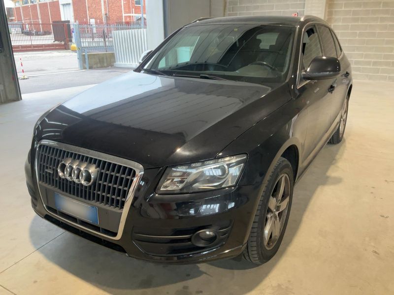 Audi Q5 2.0 TFSI quattro — 1/32