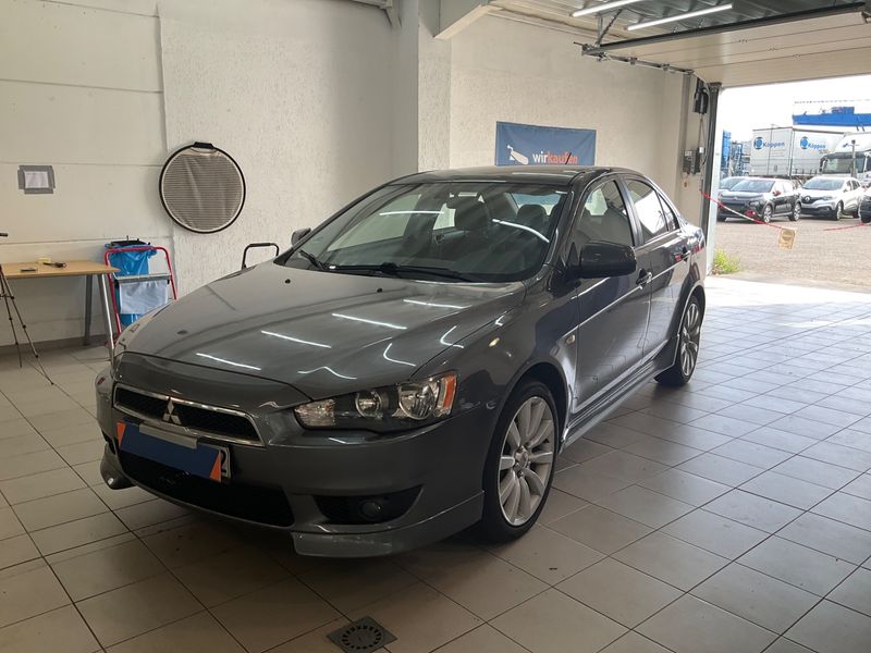 Mitsubishi Lancer 1.8 DOHC Intense — 1/25