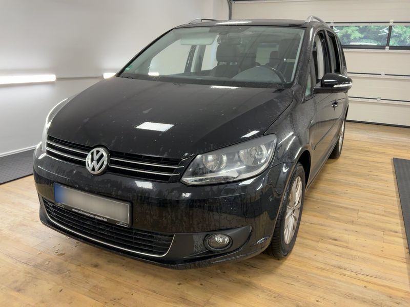 Volkswagen Touran 2.0 TDI Life BlueMotion Tech — 1/42