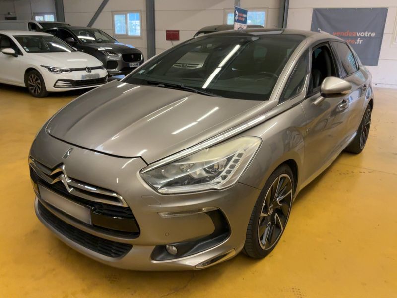 Citroen DS5 2.0 HDi Hybrid4 SoChic — 1/40