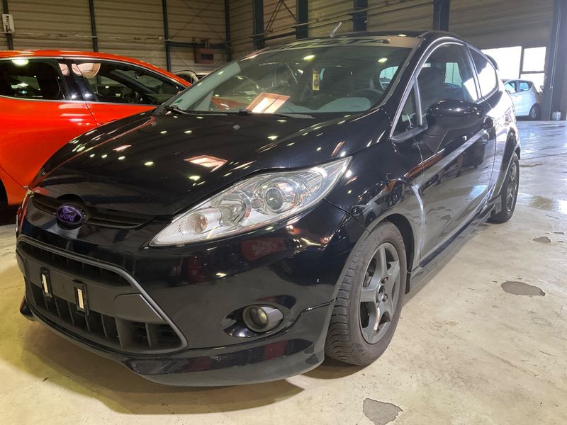 Ford Fiesta 1.4 Sport — 1/8