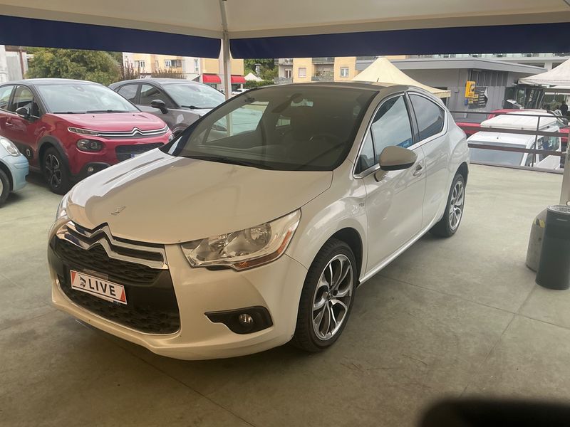 Citroen DS4 1.6 HDi SoChic — 1/29