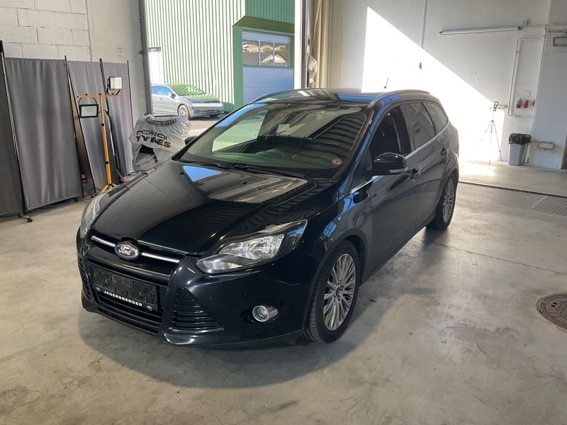 Ford Focus 2.0 TDCi Titanium — 1/44
