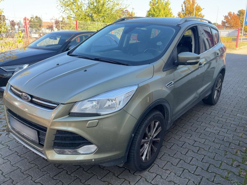 Ford Kuga 2.0 TDCi Titanium — 1/43