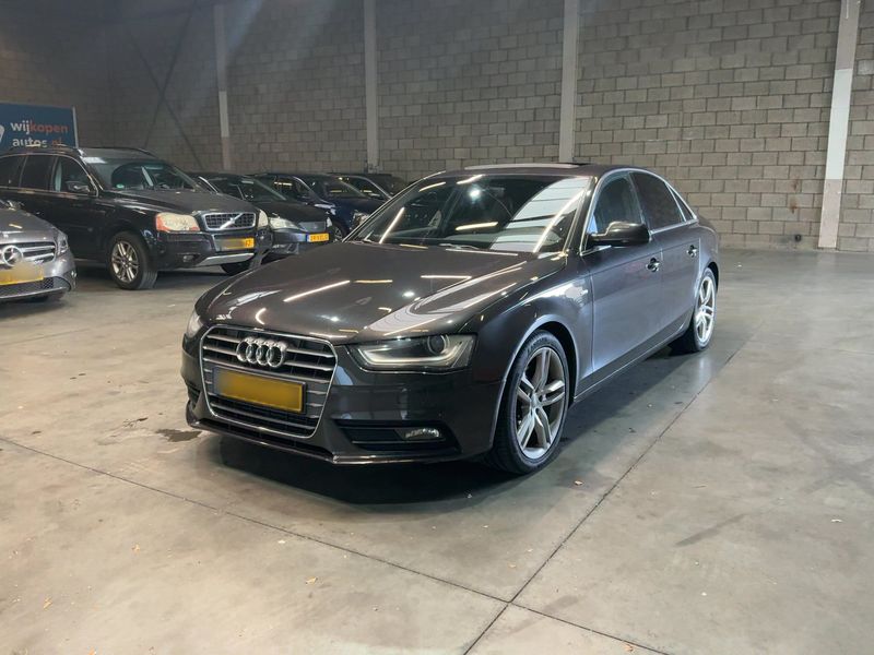 Audi A4 1.8 TFSI S line Sportpaket plus — 1/24