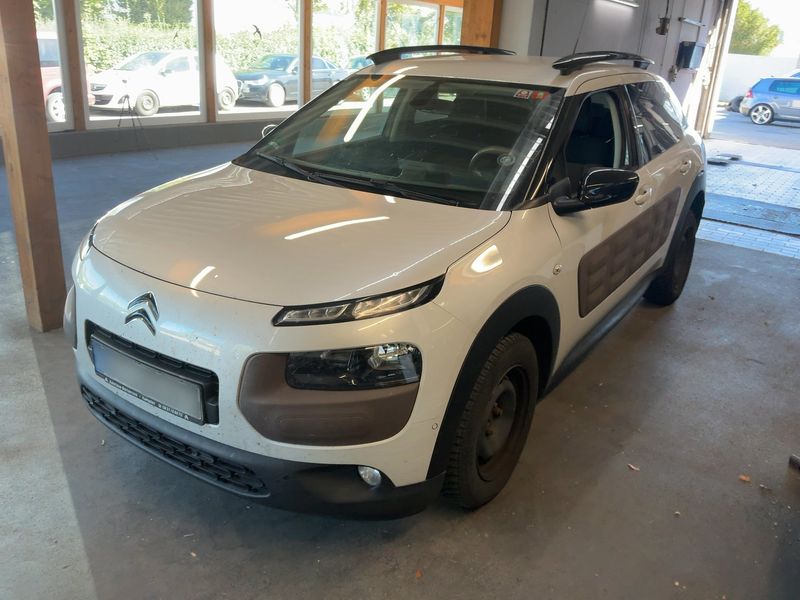 Citroen C4 Cactus 1.6 Blue-HDi Shine Edition — 1/50