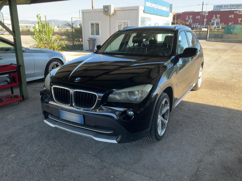 BMW X1 xDrive 20d — 1/35