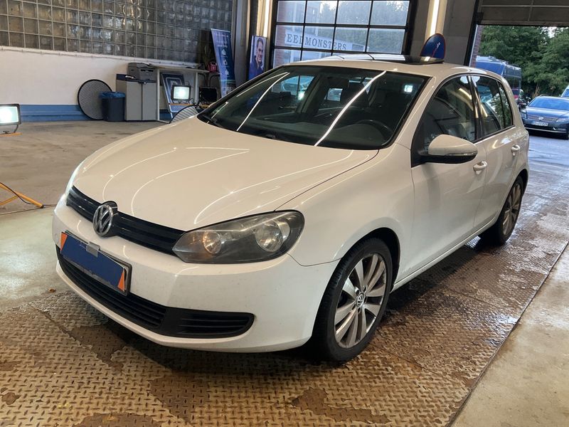 Volkswagen Golf VI 1.4 Trendline — 1/40