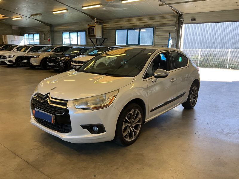 Citroen DS4 1.6 HDi Chic — 1/25