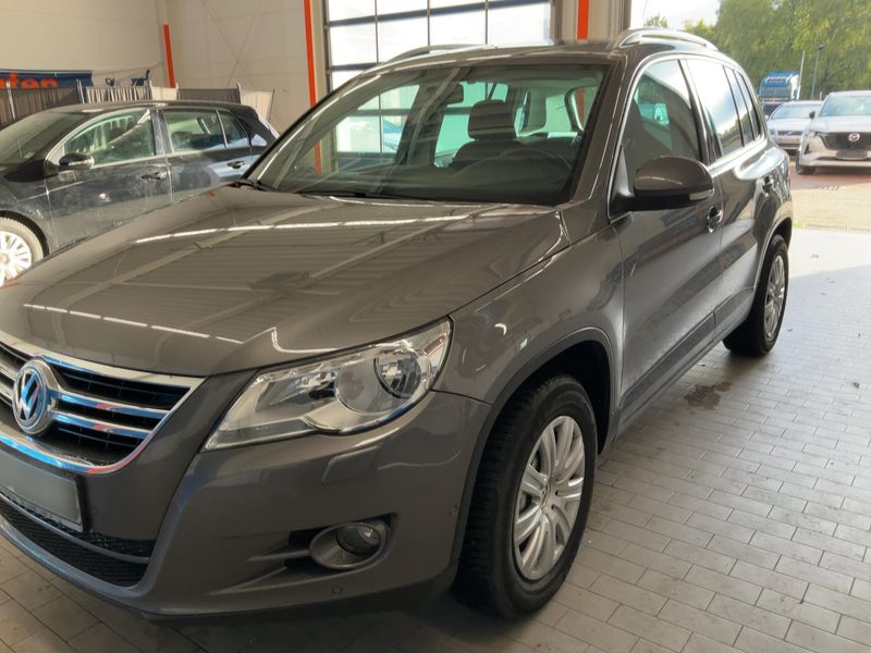 Volkswagen Tiguan 2.0 TDI Sport & Style 4Motion — 1/33