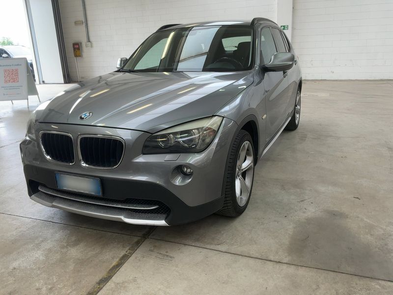 BMW X1 xDrive 20d — 1/44