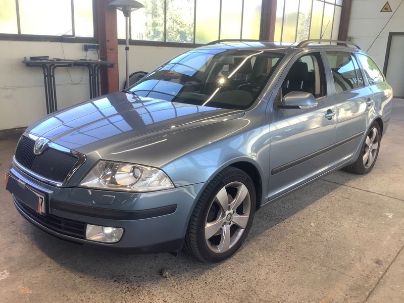 Skoda Octavia 1.8 TSI Ambiente — 1/45