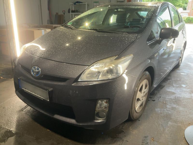 Toyota Prius 1.8 — 1/45