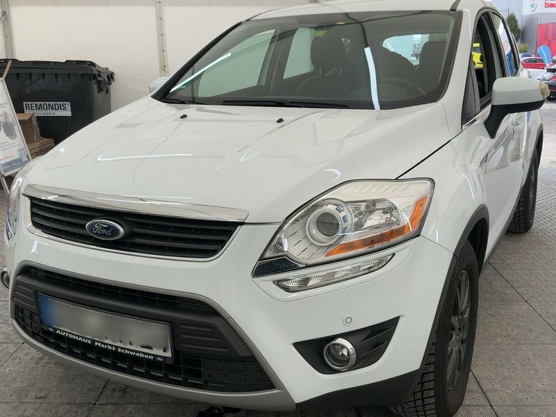 Ford Kuga 2.0 TDCi Titanium — 1/45