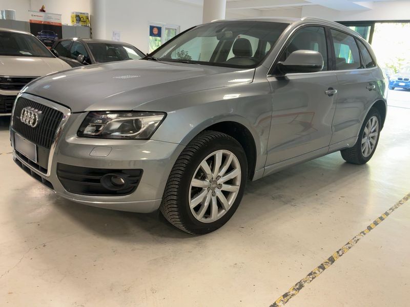 Audi Q5 2.0 TDI quattro — 1/28