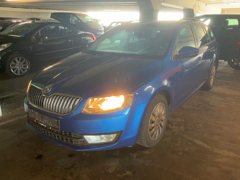 Skoda Octavia 1.6 TDI Ambition — 1/23